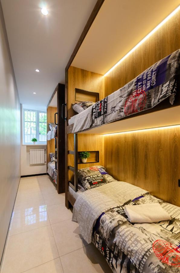 Underground Hostel Kiev Dış mekan fotoğraf