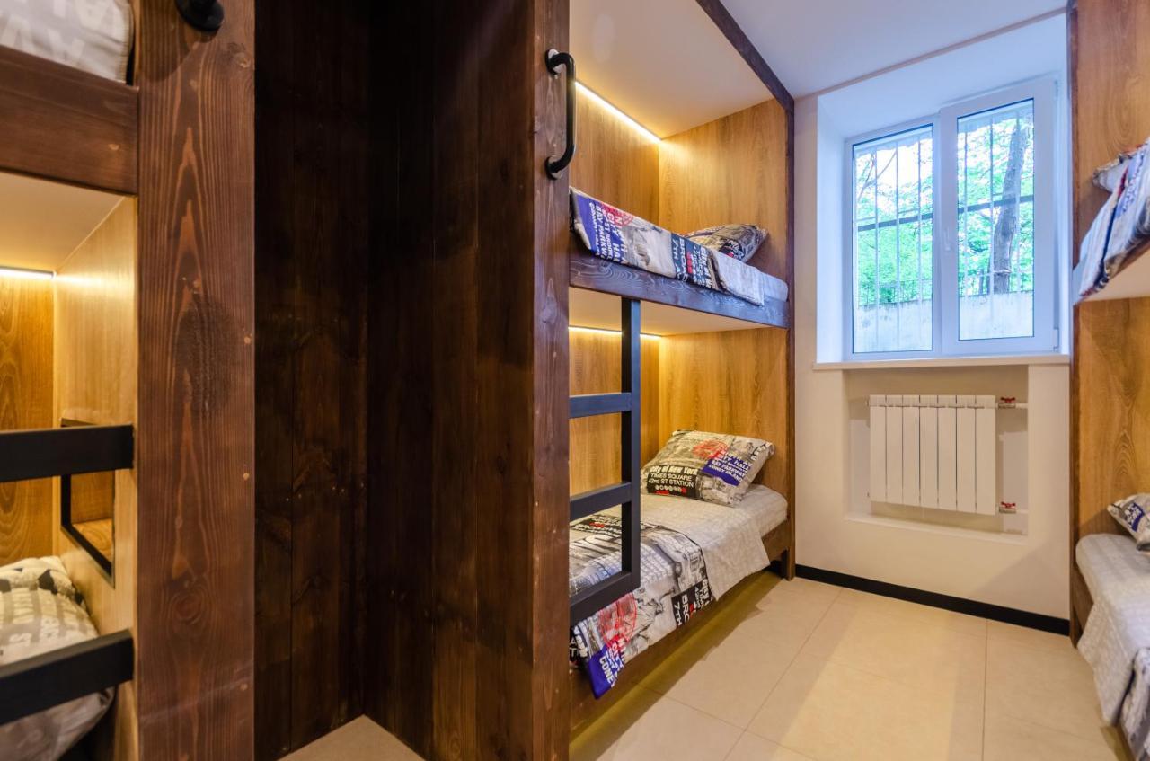 Underground Hostel Kiev Dış mekan fotoğraf